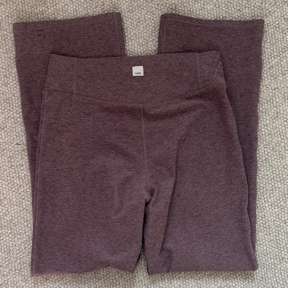 Vuori Women’s Mid Rise Elevation Slim Bootcut in Hazel Heather - Picture 11 of 14